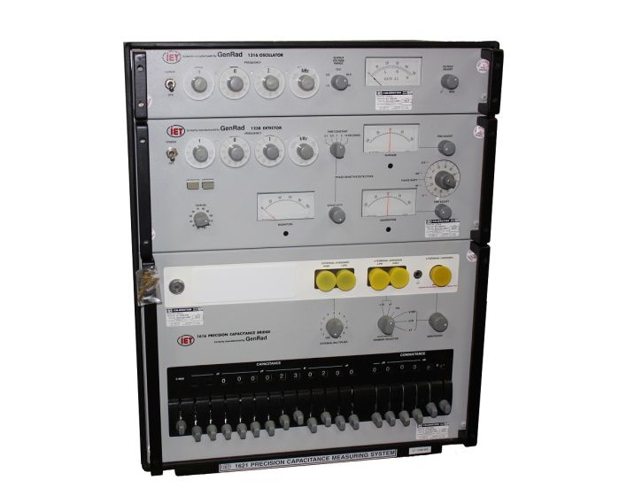IET 1621 Precision Capacitance Bridge